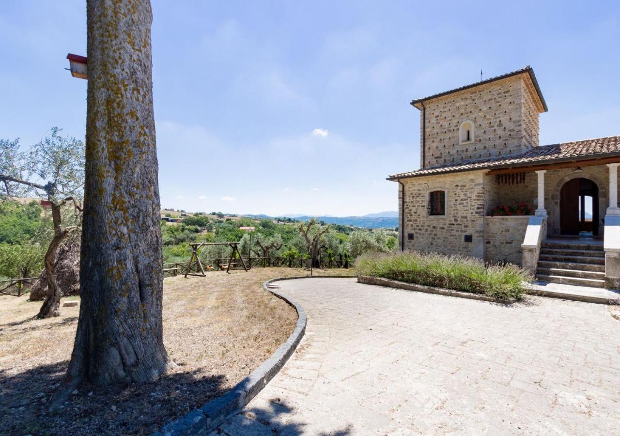 Agriturismo Torre Gialluise Gesualdo 외부 사진
