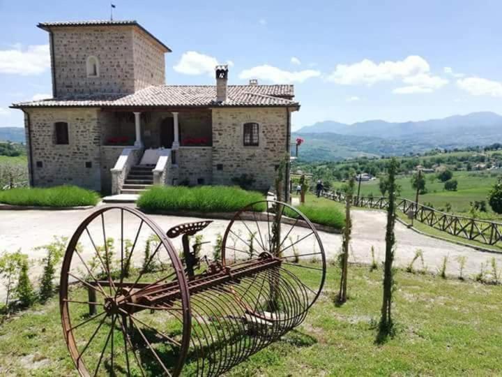 Agriturismo Torre Gialluise Gesualdo 외부 사진