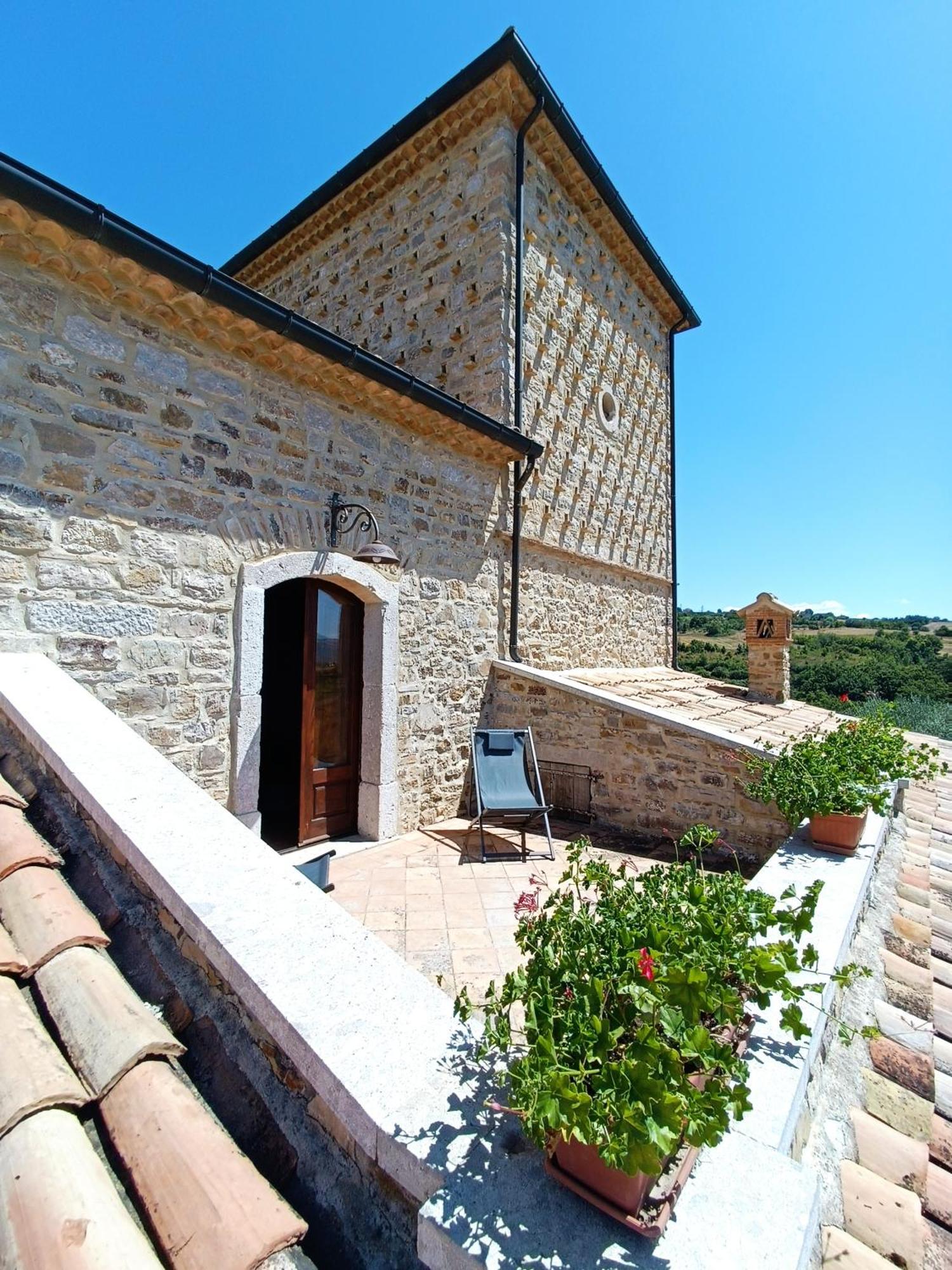 Agriturismo Torre Gialluise Gesualdo 외부 사진