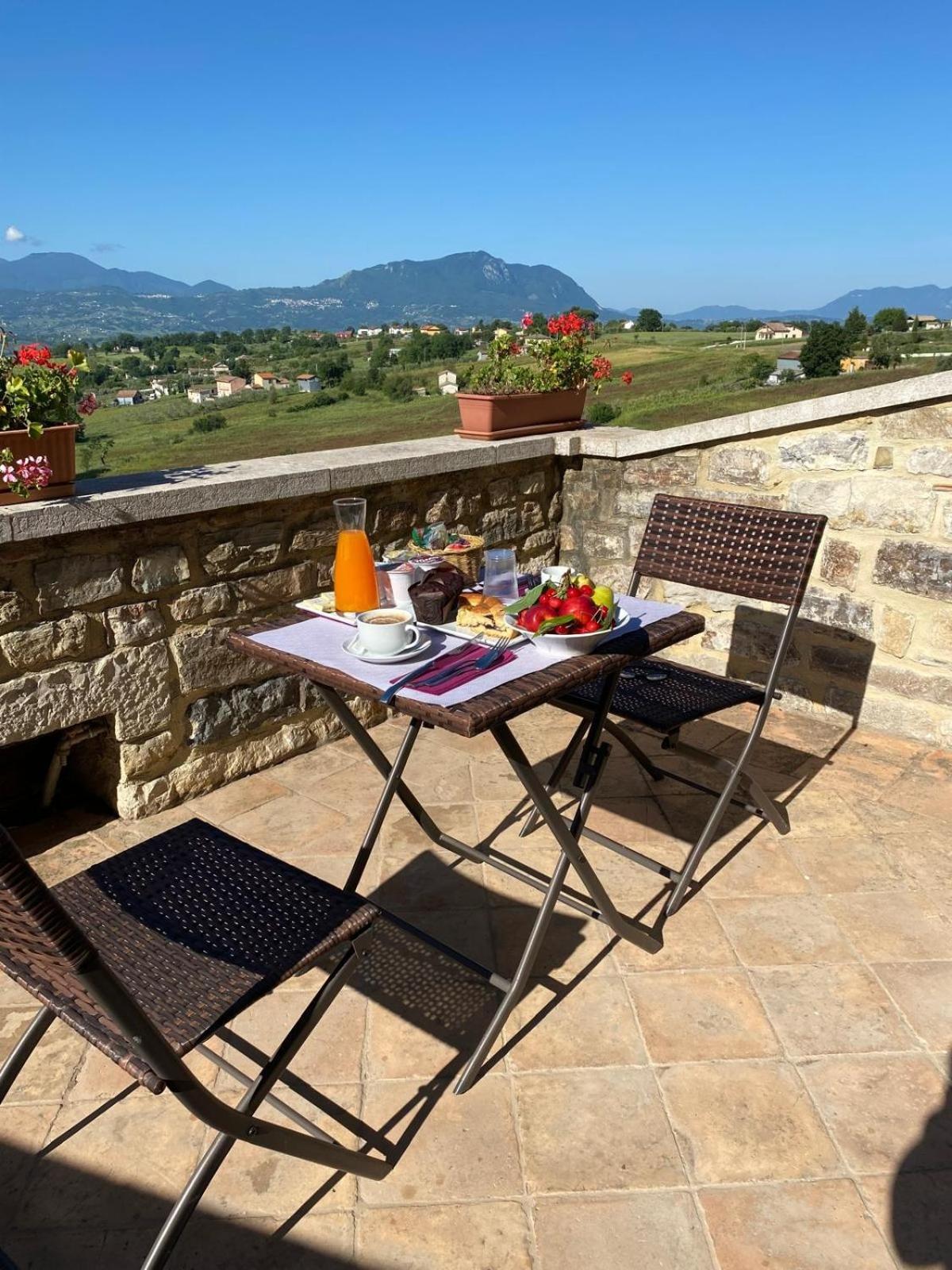 Agriturismo Torre Gialluise Gesualdo 외부 사진