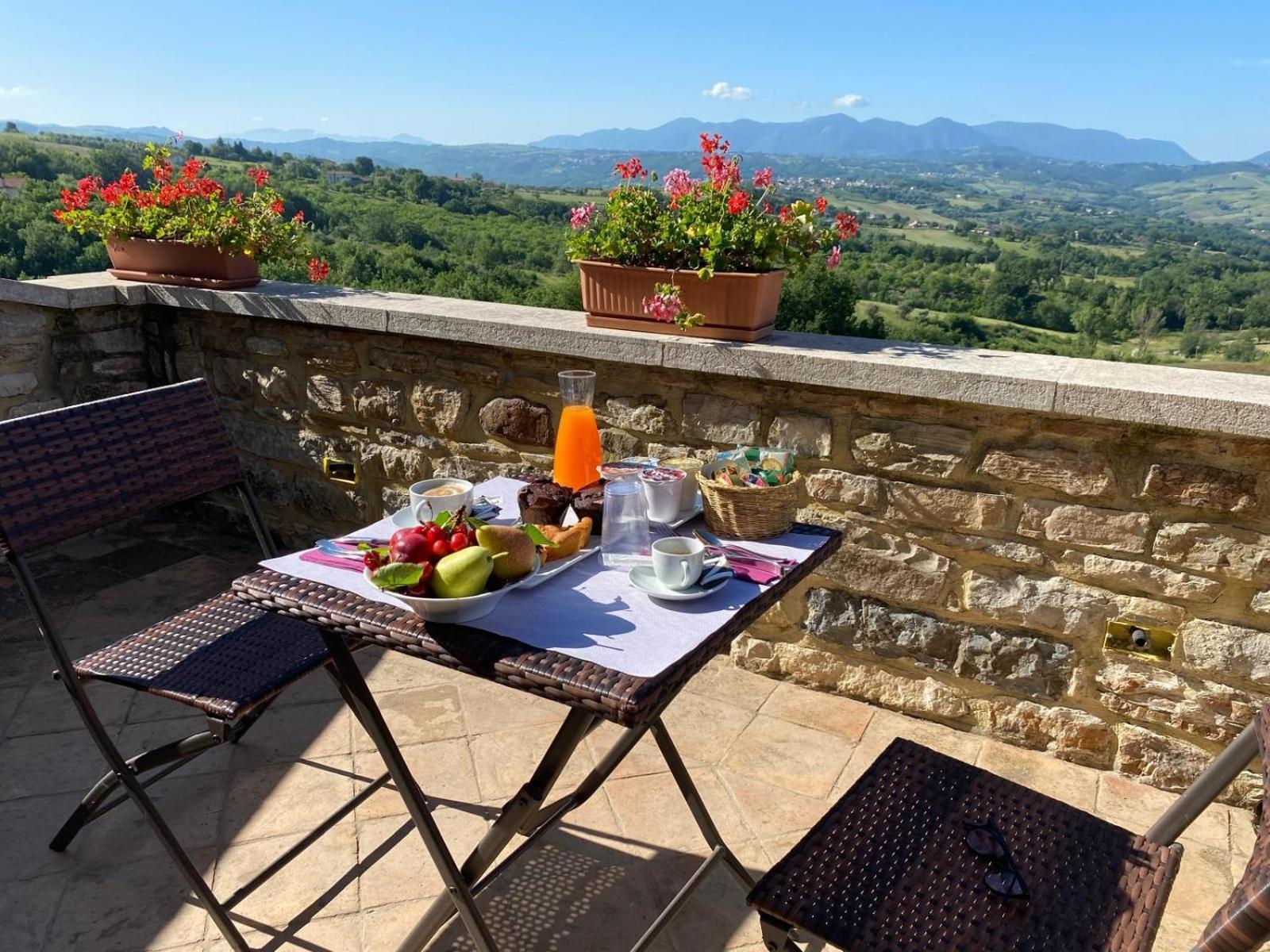 Agriturismo Torre Gialluise Gesualdo 외부 사진